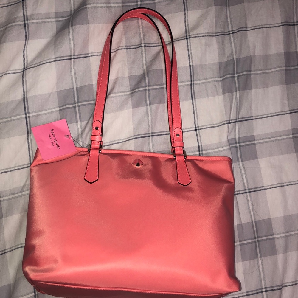 Kate Spade ♠️ - Picture 6 of 9